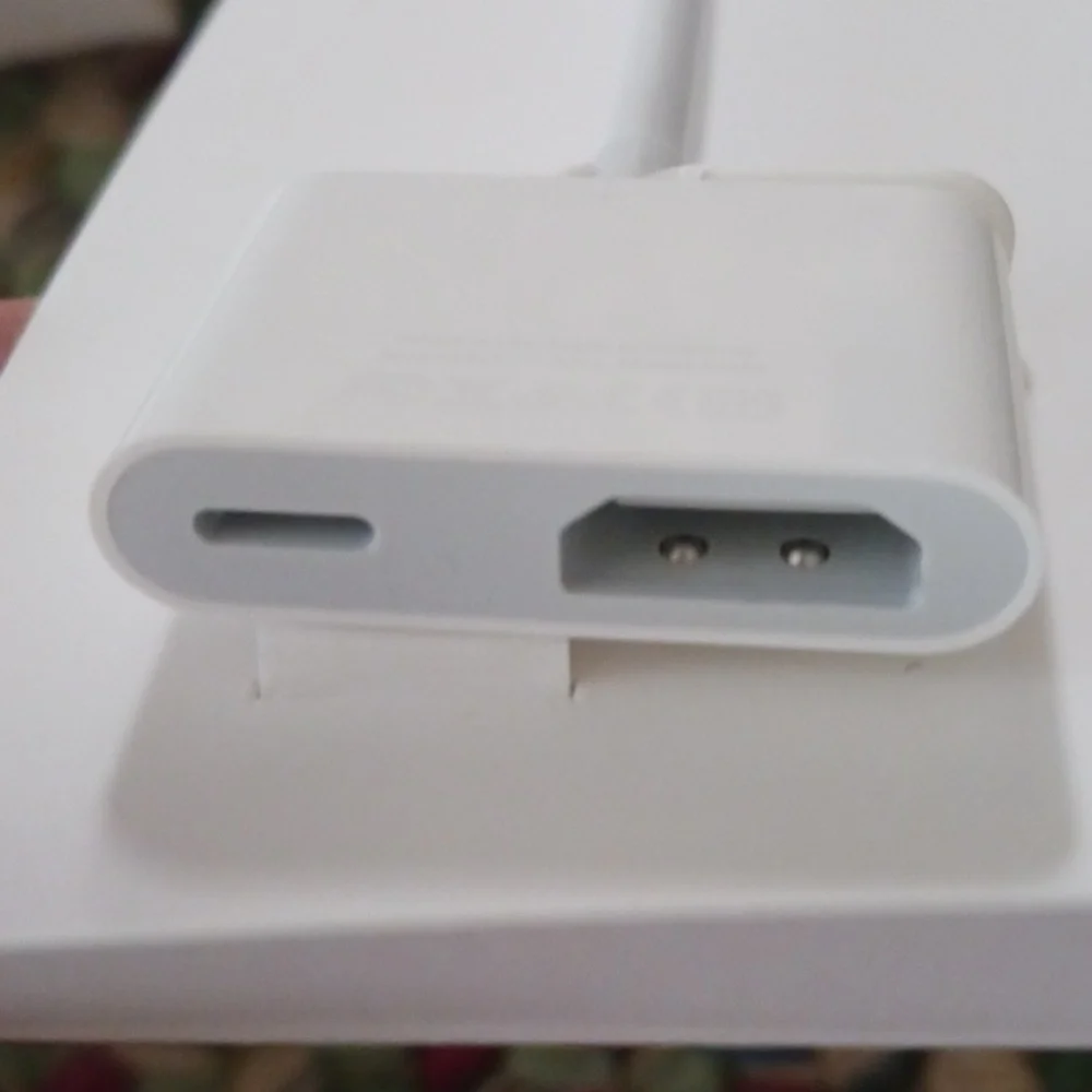 Apple lightning to Digital AV